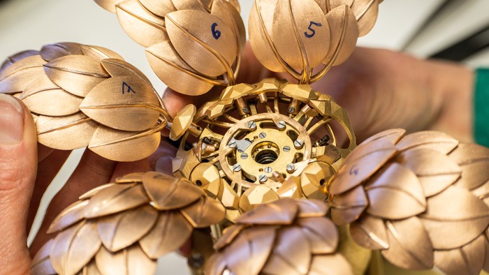 Apparition des Baies automaton © Van Cleef & Arpels