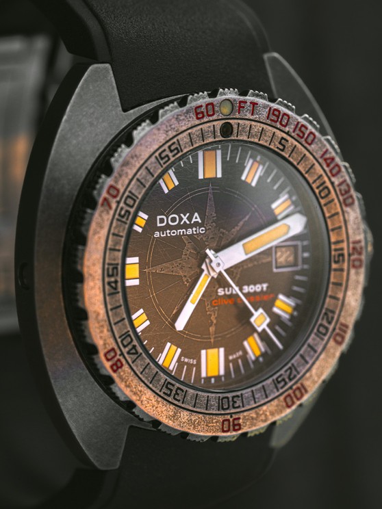 SUB 300T Sharkhunter Clive Cussler © DOXA