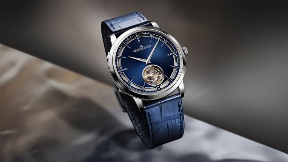 Master Hybris Mechanica Calibre 362 with a Midnight-Blue Dial Uniting a Minute Repeater and Flying Tourbillon © Jaeger-LeCoultre