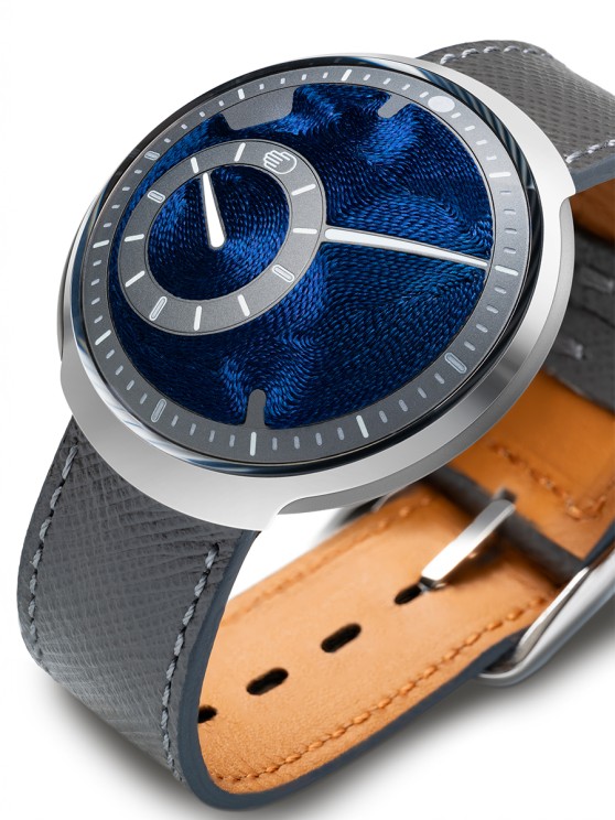 Ressence TYPE 8 Indigo © Ressence