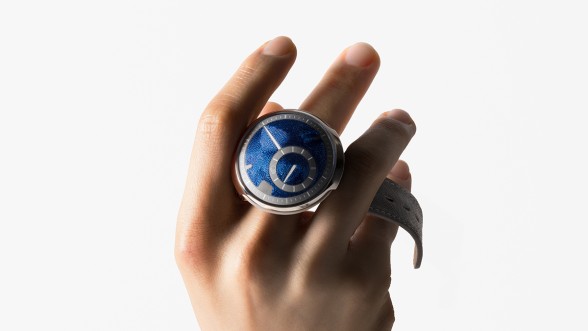 Ressence TYPE 8 Indigo © Ressence