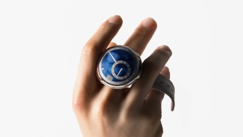 Ressence TYPE 8 Indigo © Ressence
