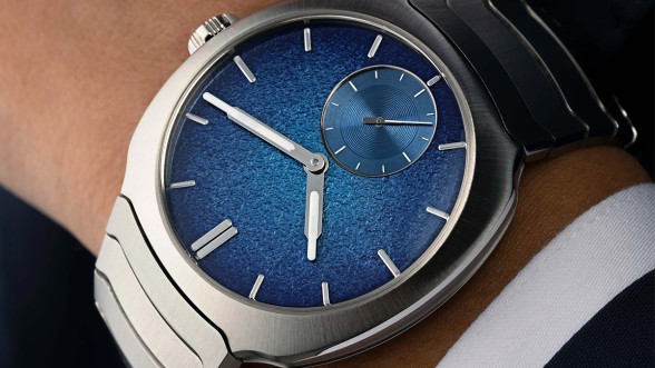 Streamliner Small Seconds Blue Enamel © H. Moser & Cie