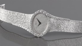 A Live Auction Not to Miss  - ICONEEK