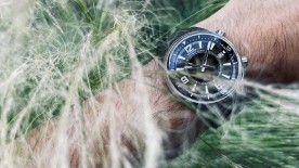 Close-up on the Polaris Date Green - Jaeger-LeCoultre