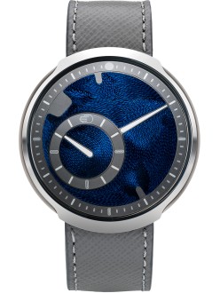 Ressence TYPE 8 Indigo: The Passage of Time in Threads of Blue © Ressence